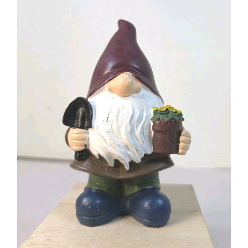 Garden Gnome Decoration 5" Flowers And Shovel Garden Decor